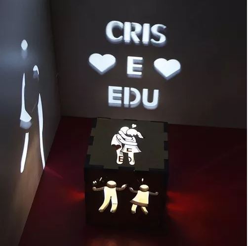 Casal Tapas e Beijos