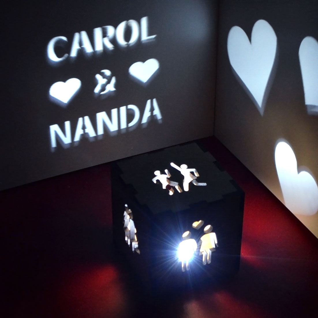 Casal Romântico Gay Feminino